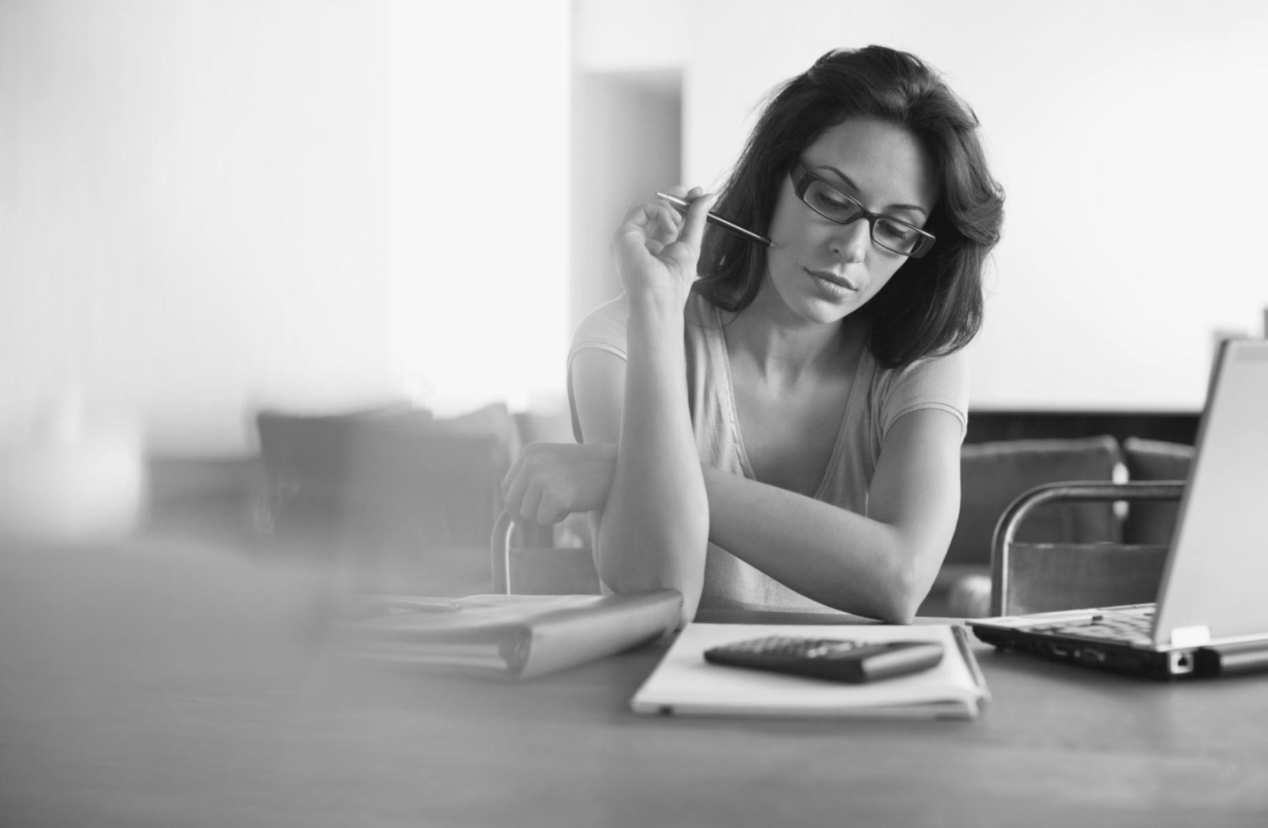 Sesión de trabajo con APIs de datos financieros en tiempo real en Skordval